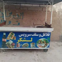 دکه فلافل