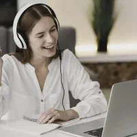 آموزش زبان خارجی