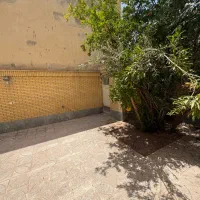 85متری-همکف-با-50-متر-حیاط-نظامی