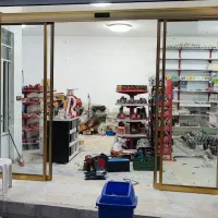 اجرا ونصب کرکره وشیشه سکوریت دربهای اتوماتیک