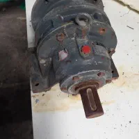 گیربکس صنعتی سایکلو و پمپ هیدرولیک حرکت لودر
