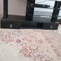 فروش زیرتلویزون ۷۰۰
