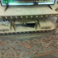 میز زیر تلویزیون برتره