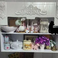 مقداری ظرف بفروش میرسد