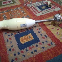 هم زن و گوشت کوب برقی