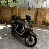 موتور وسپا همتاز Rs150 کارکرد ۵،۰۰۰ - 1402