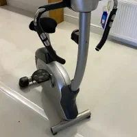 دوچرخه ایستاده