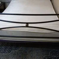 تخت فرفورژه کارکرده کاملا سالم