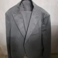 کت و شلوار در حد کاملا نو
