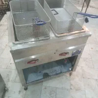 سرخ کن فلافل و پیراشکی