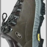 کفش پیاده روی