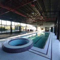 طراحی و ساخت انواع استخر و جکوزی