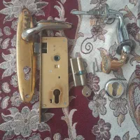 قفل ورودی خانه