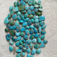 فیروزه خوش رنگ