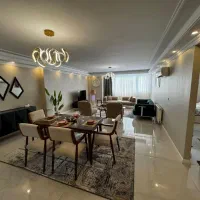 هم خونه خانم