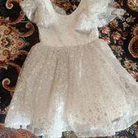 لباس مجلسی و کفش بچگانه