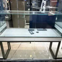 ویترین مناسب اکسسوری و شال غیره