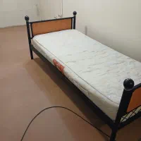 تخت آهنی ودوشک رویال