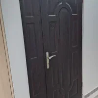 درب ورودی آپارتمان