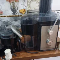آبمیوه گیری چندکاره
