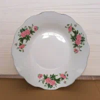 چینی گل سرخی قدیمی