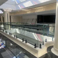 نرده شیشه ای افرا
