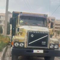 ولوو ان ۱۲ کمپرسی