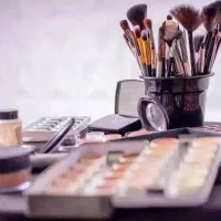 آموزش تخصصی گریم و میکاپ داماد آموزش عملی