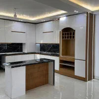 کابینت نیم براق و هایگلاس