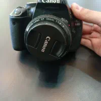 دوربین canon 600d فروش فوری همراه با لنز اضافه