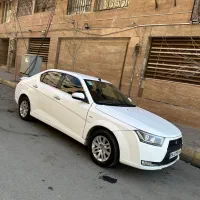 دنا پلاس مدل ۹۸ در حد