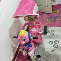 سه چرخه دخترانه