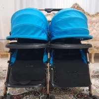 کالسکه دوقلو