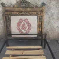 تخت و تاج فلزی سلطنتی فرفورژه باکفی چوبی فروش فوری