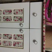 میز اتو و چرخ خیاطی کاملا سالم بدون خط و خش