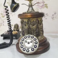 تلفن رومیزی کلاسیک
