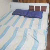 فروش دوعدد تخت دونفره تمیز درحد نو