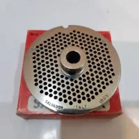 تیغ و پنجره سالوادور اصل ۳۲