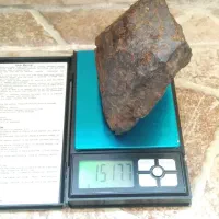 سنگ مشکوک جایی برده نمیشود. فروش سریع