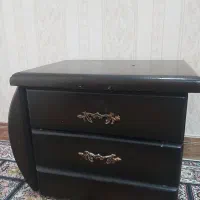 پاتختی دو کشو رنگ قهوه ای