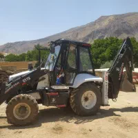 فروش یک دستگاه بیل بکهو