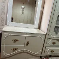 کمد و میز آرایشی کودک و نوجوان کاملا نو