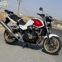 Cb1300