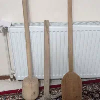 کلنگ و مبل و درختچه و ..