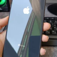 آیفون 8 پلاس (لاکاغذی)