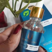 با سرم ضدجوش برای همیشه با جوشات خداحافظی کن
