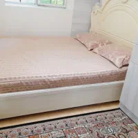 تخت خواب دو نفره به همراه تشک