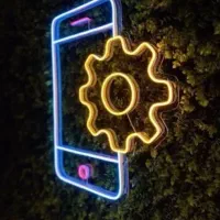 همکار حرفه‌ای در تعمیرات موبایل