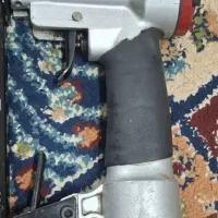 منگنه زن بادی