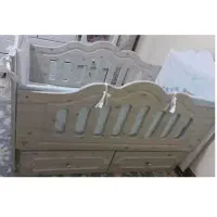 تخت گهواره ای کودک